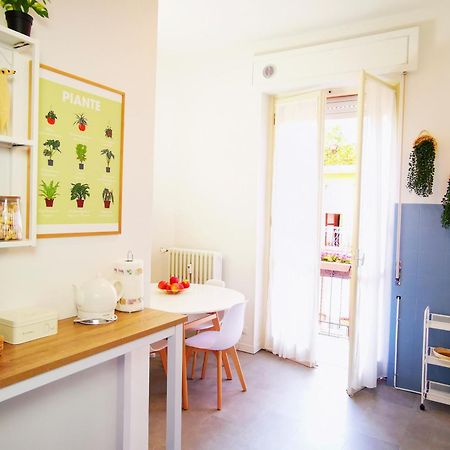 Spacious Apartment 50 Meters From The Metro Milano Exteriör bild