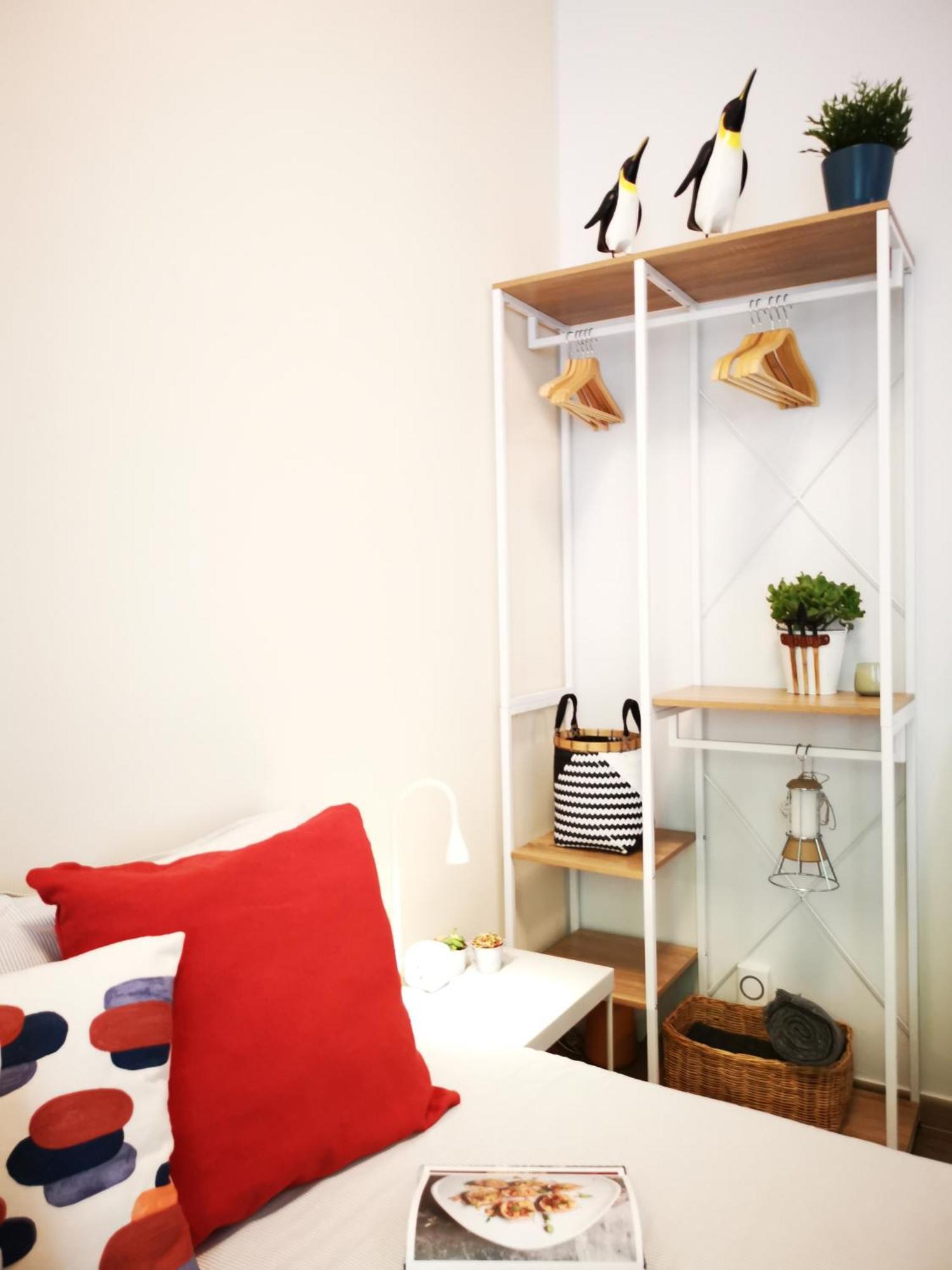 Spacious Apartment 50 Meters From The Metro Milano Rum bild