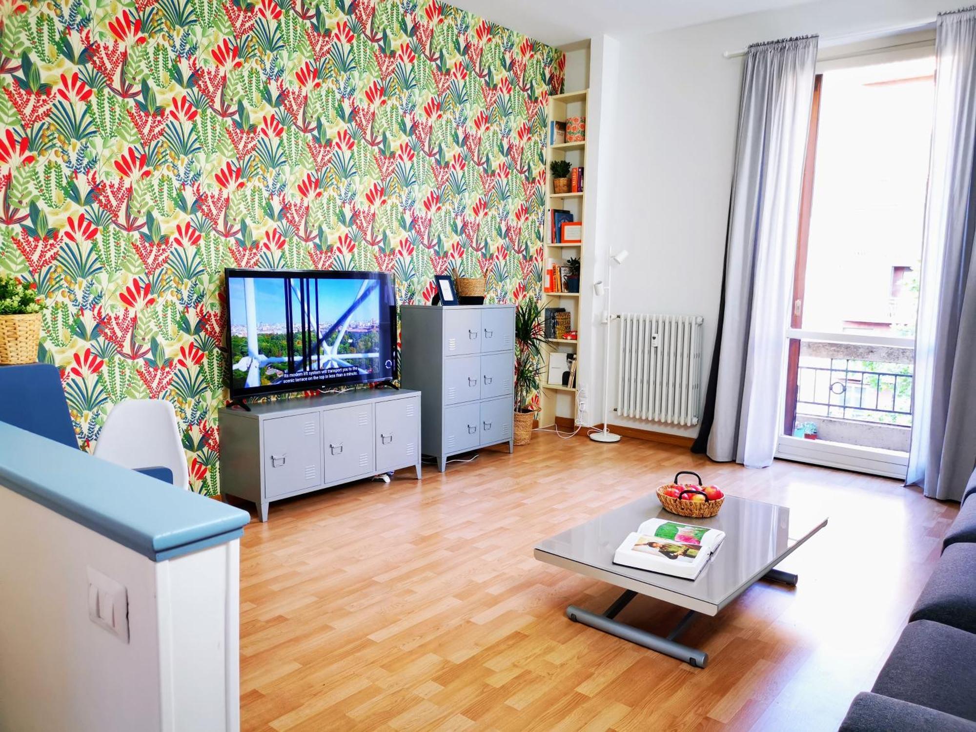 Spacious Apartment 50 Meters From The Metro Milano Exteriör bild