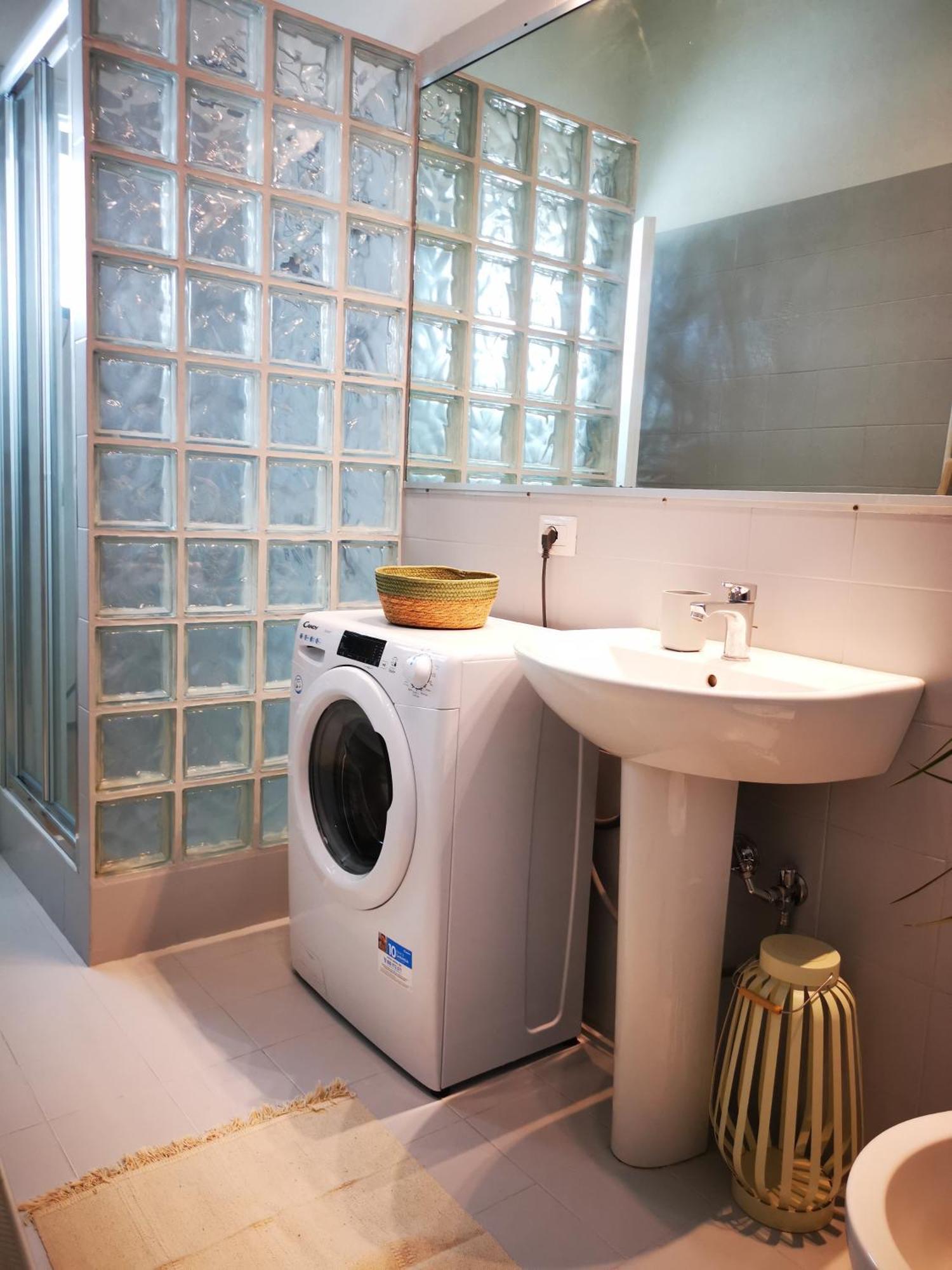 Spacious Apartment 50 Meters From The Metro Milano Exteriör bild