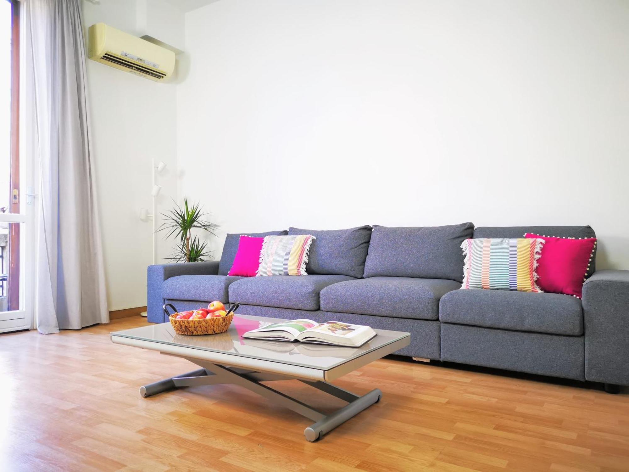 Spacious Apartment 50 Meters From The Metro Milano Exteriör bild