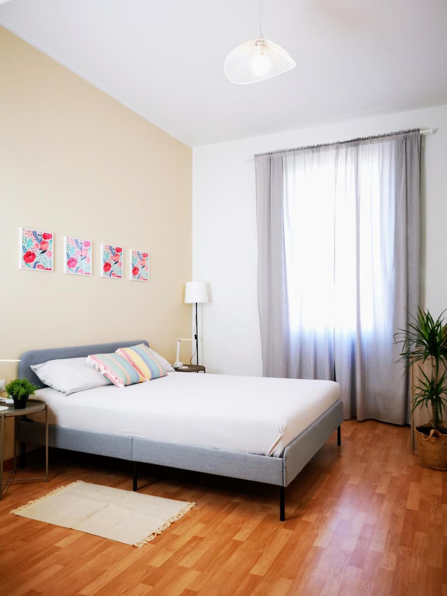 Spacious Apartment 50 Meters From The Metro Milano Exteriör bild