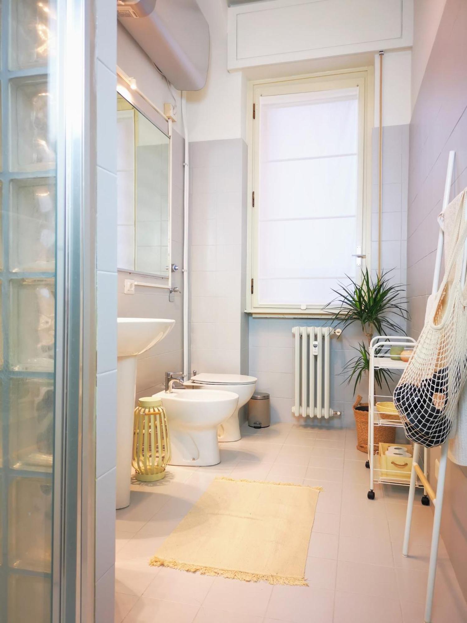 Spacious Apartment 50 Meters From The Metro Milano Exteriör bild